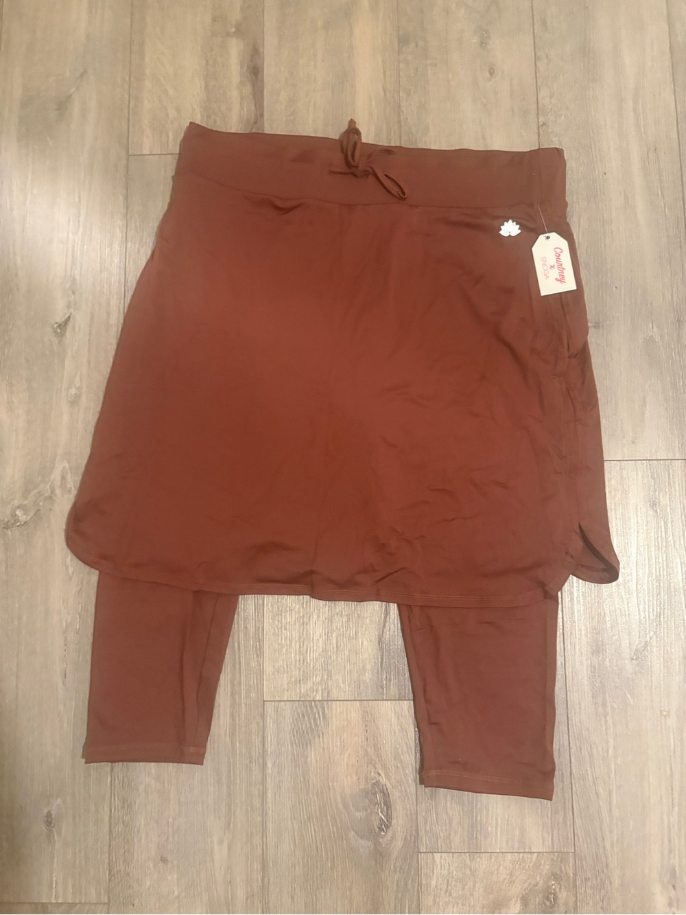DRAWSTRING CAPRI SNOGA - RUM RAISIN